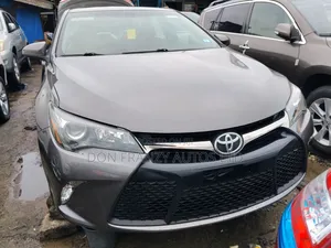 Toyota Camry 2016 Gray