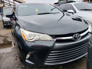 Toyota Camry 2016 Blue