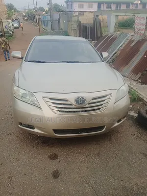 Toyota Camry 2007 Gold