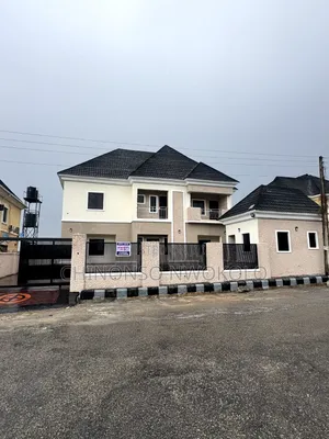 Furnished 4bdrm Apartment in Hosanna Glory Homes, FHA for sale