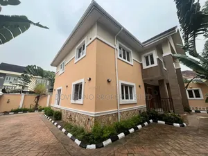 5bdrm Duplex in Banana Island for rent