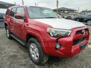 Toyota 4-Runner 2023 Red