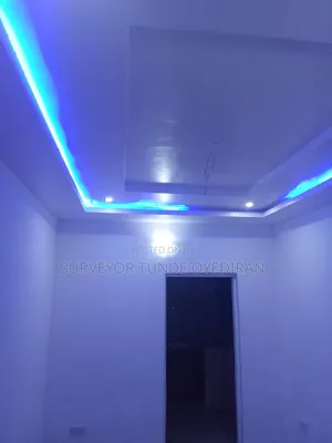 Mini Flat in Unity Avenue, Agric for rent