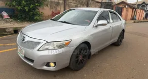 Toyota Camry 2010 Silver
