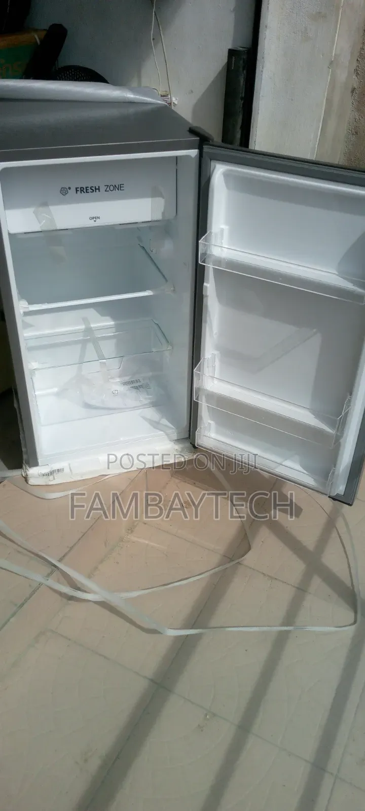 Hisense Ref 121 Refrigerator – Compact Design, Powerful Cooling