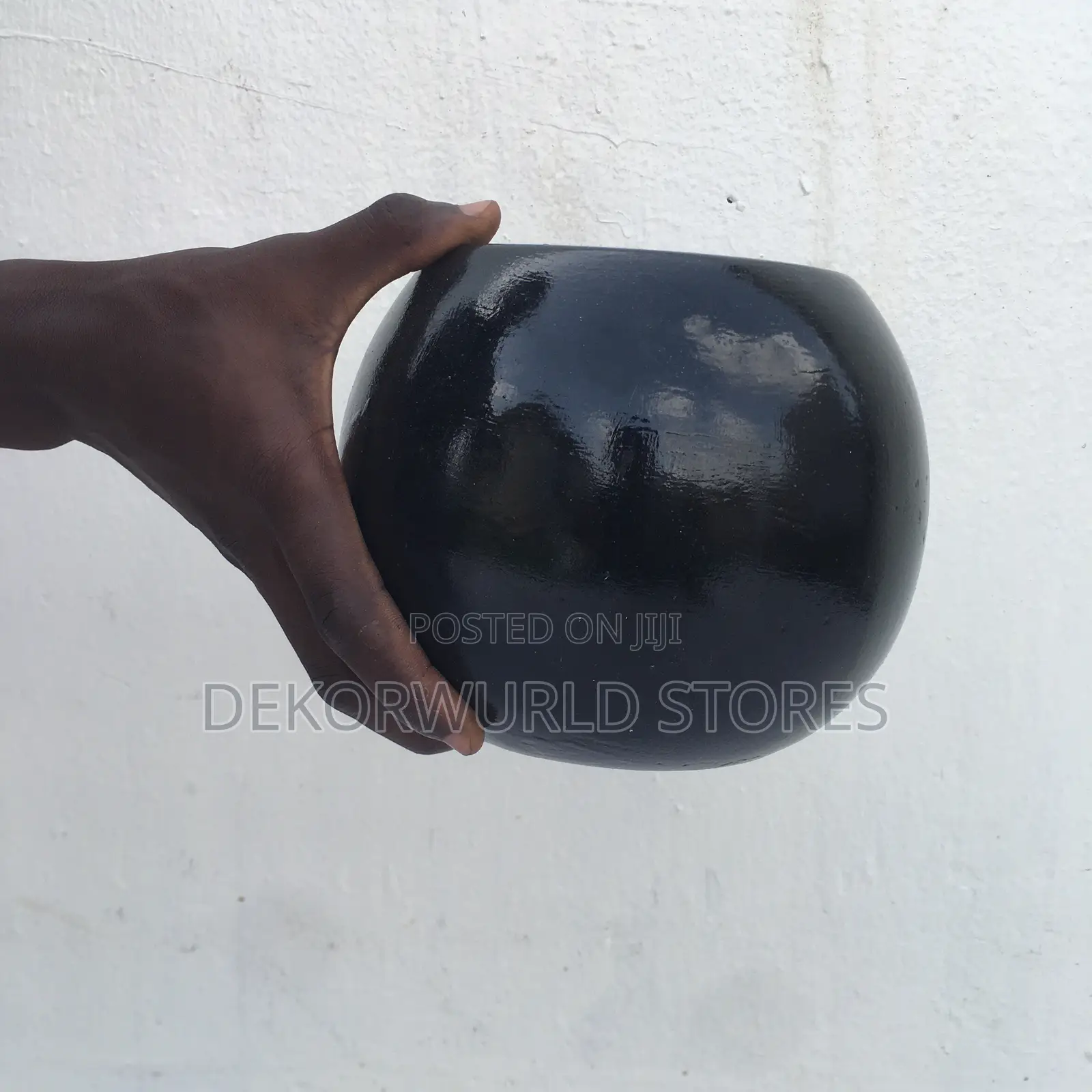 Small Sphere Table Vase