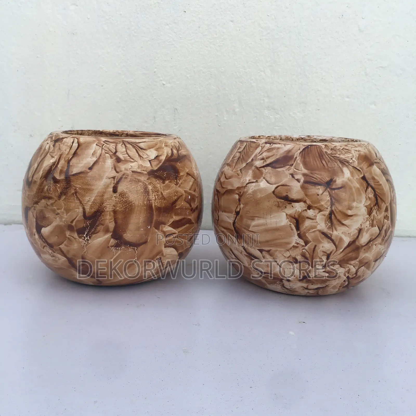 Small Sphere Table Vase