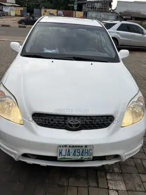 Toyota Matrix XR Hatchback AWD (1.8L 4cyl 4A) 2006 White