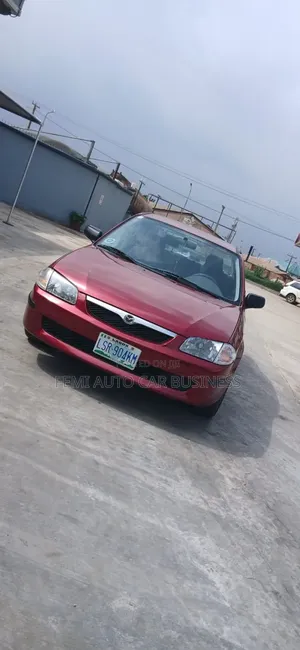 Mazda 323 1.6 2003 Red