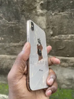 Apple iPhone XS Max 64 GB Gold