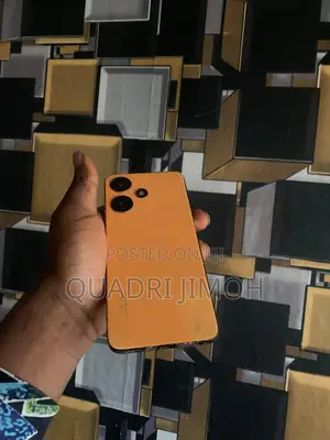 Infinix Hot 30i 128 GB Orange