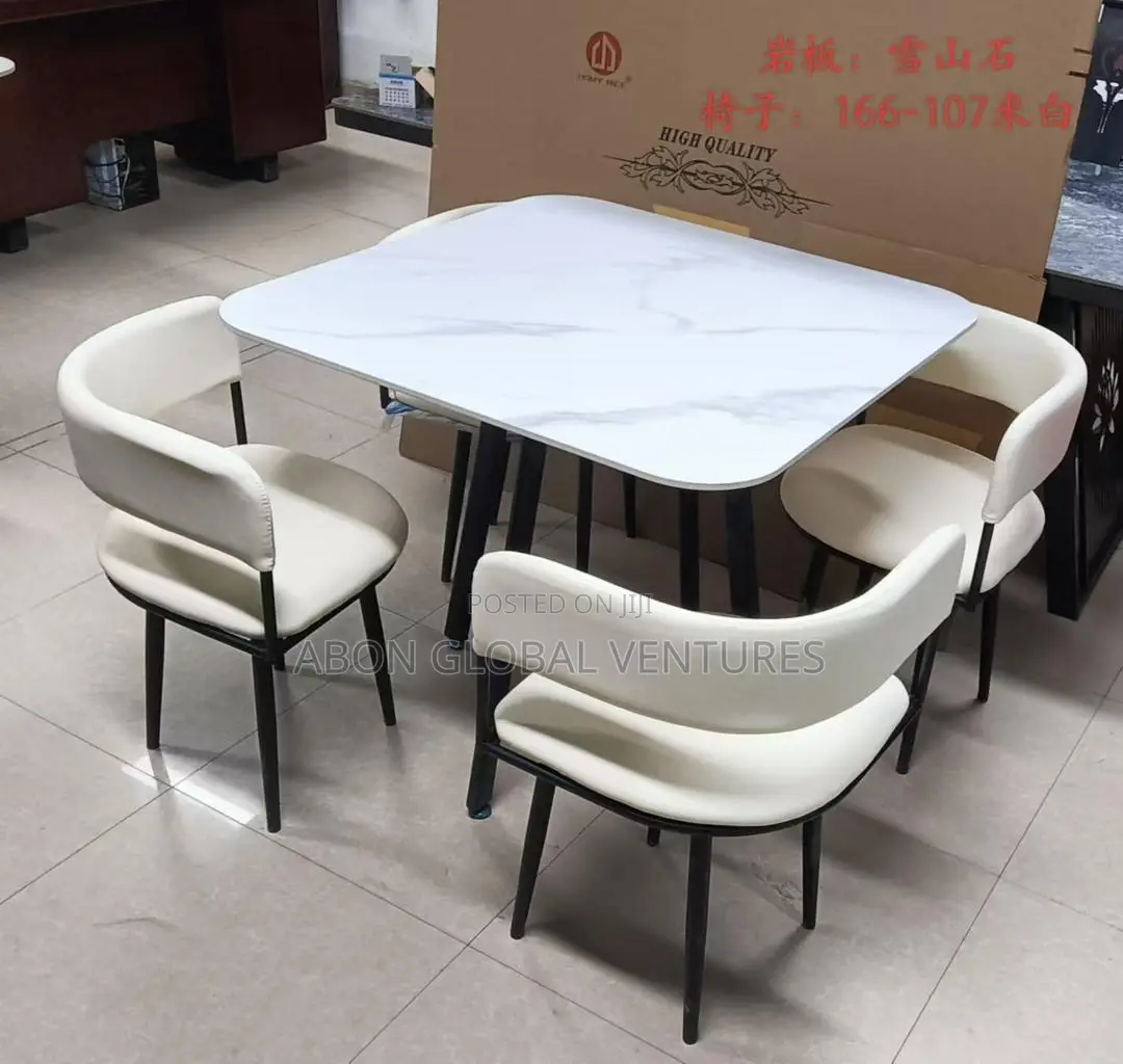 Modern (4) Four Seaters Dining Set