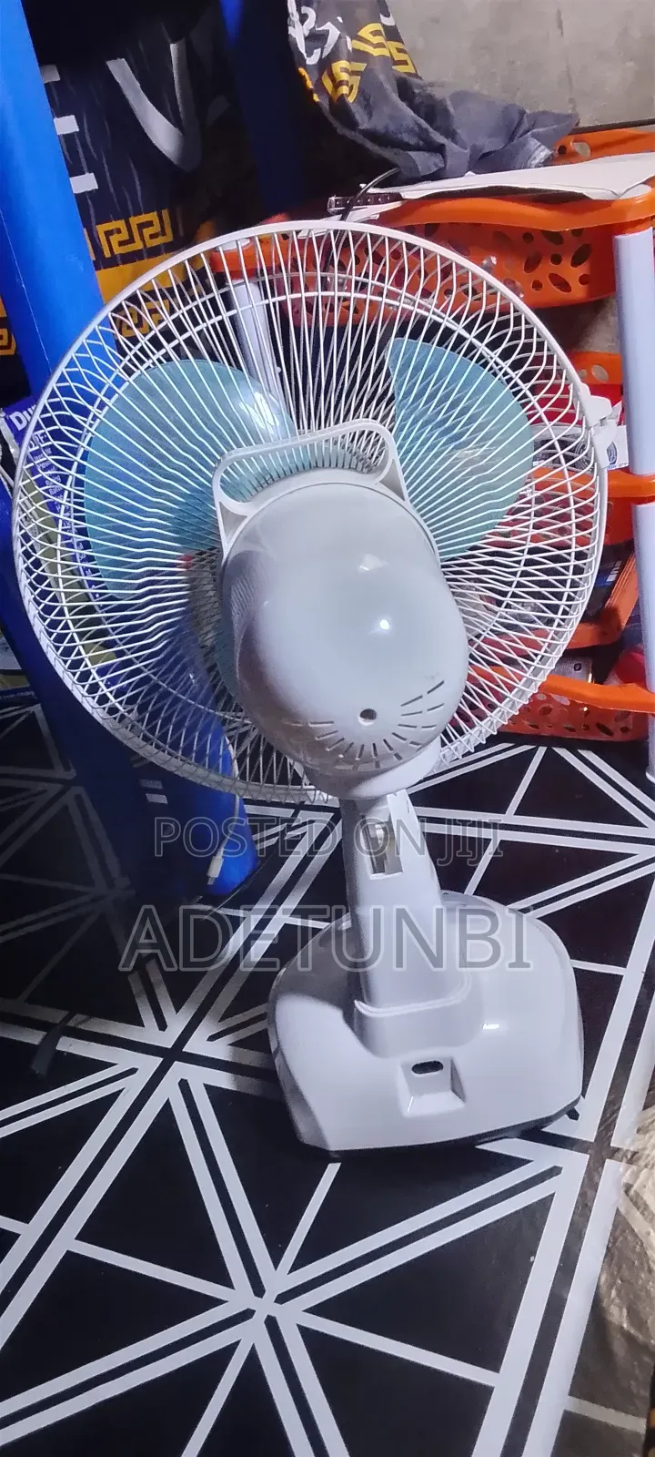 Solar Rechargeable Fan