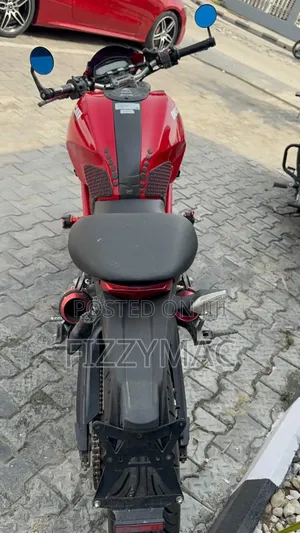 Ducati 2014 Red