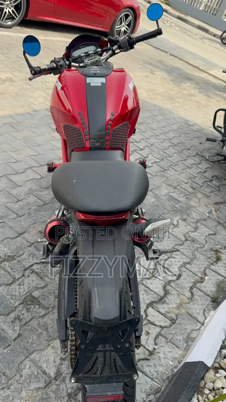 Ducati 2014 Red