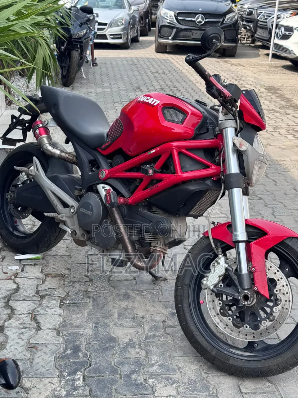 Ducati 2014 Red