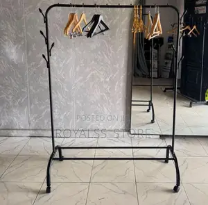 Single Pole Metal Cloth Hanger With Wheels