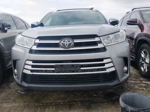 Toyota Highlander 2019 Silver