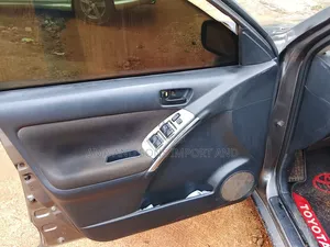 Pontiac Vibe Automatic 2003 Gray