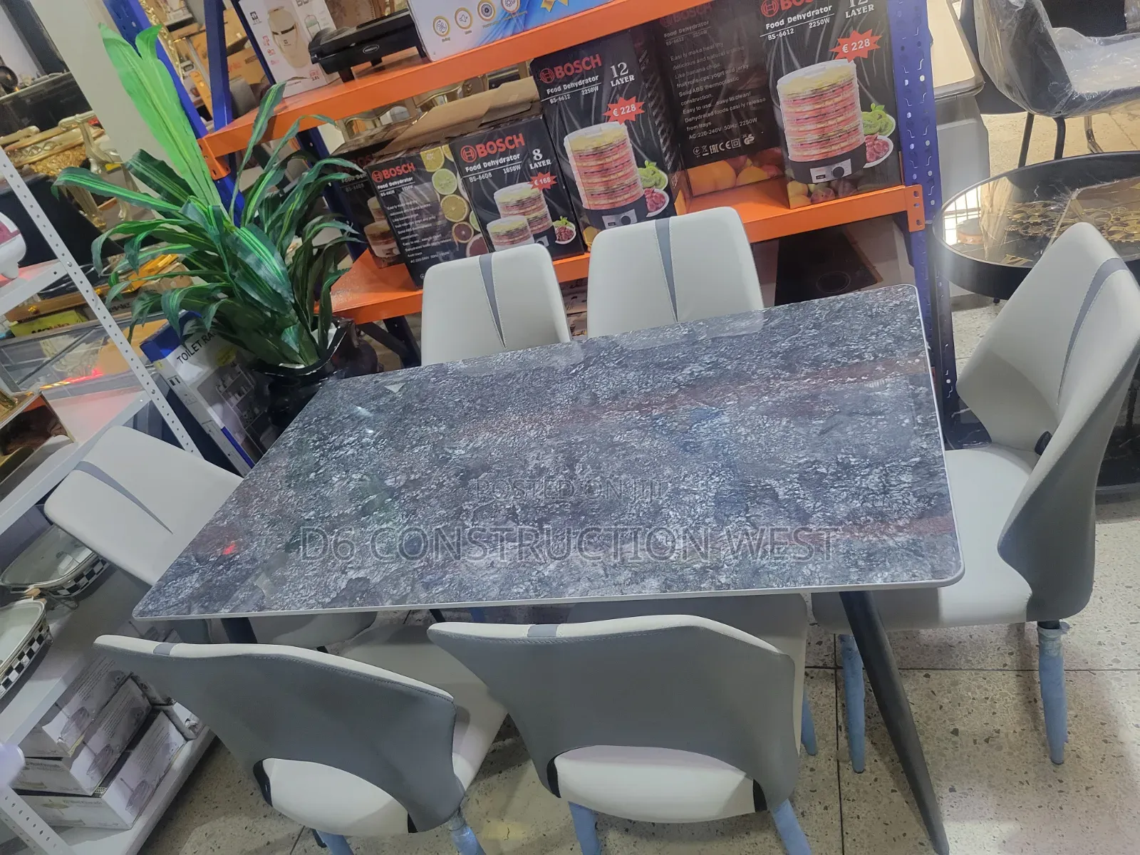 Set Dining by 6 Seater
