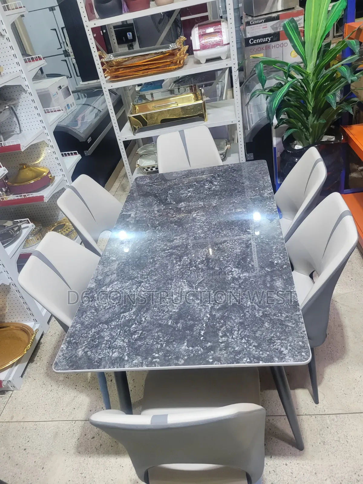 Set Dining by 6 Seater