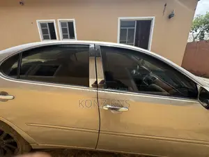 Lexus ES 330 2006 Gold