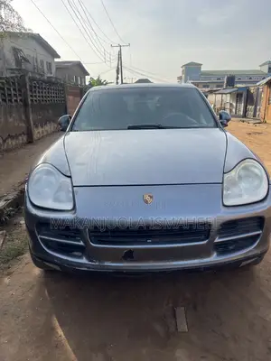 Porsche Cayenne Automatic 2006 Gray