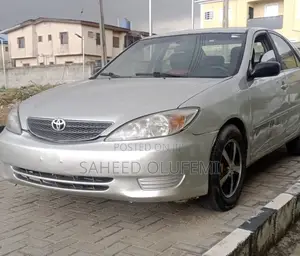Toyota Camry 2004 Silver