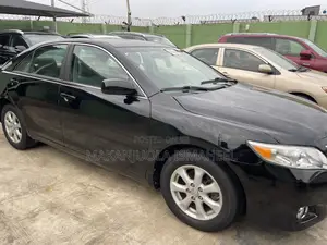Toyota Camry LE 4dr Sedan (2.5L 4cyl 6A) 2011 Black