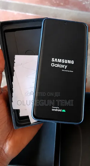 Samsung Galaxy S21 5G 256 GB Black