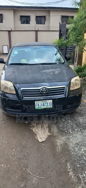 Toyota Avensis 2008 Black