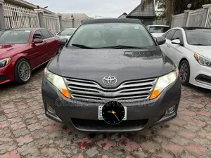 Toyota Venza V6 AWD 2010 Gray