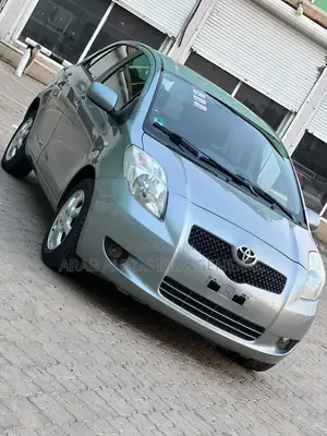 Toyota Yaris 2008 Gray