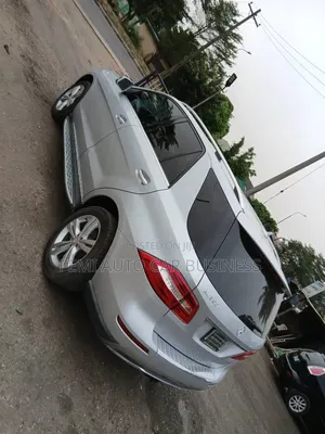 Mercedes-Benz M Class 2013 Silver