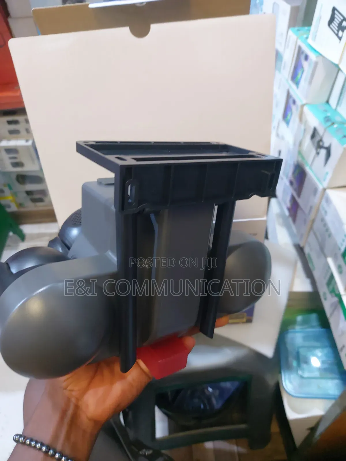 Ultra Hd Solar PTZ Camera.