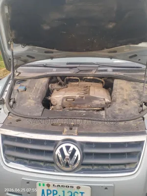 Volkswagen Touareg 2007 Gray