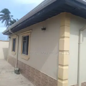2bdrm Bungalow in Ilupa, Ijebu Ode for sale