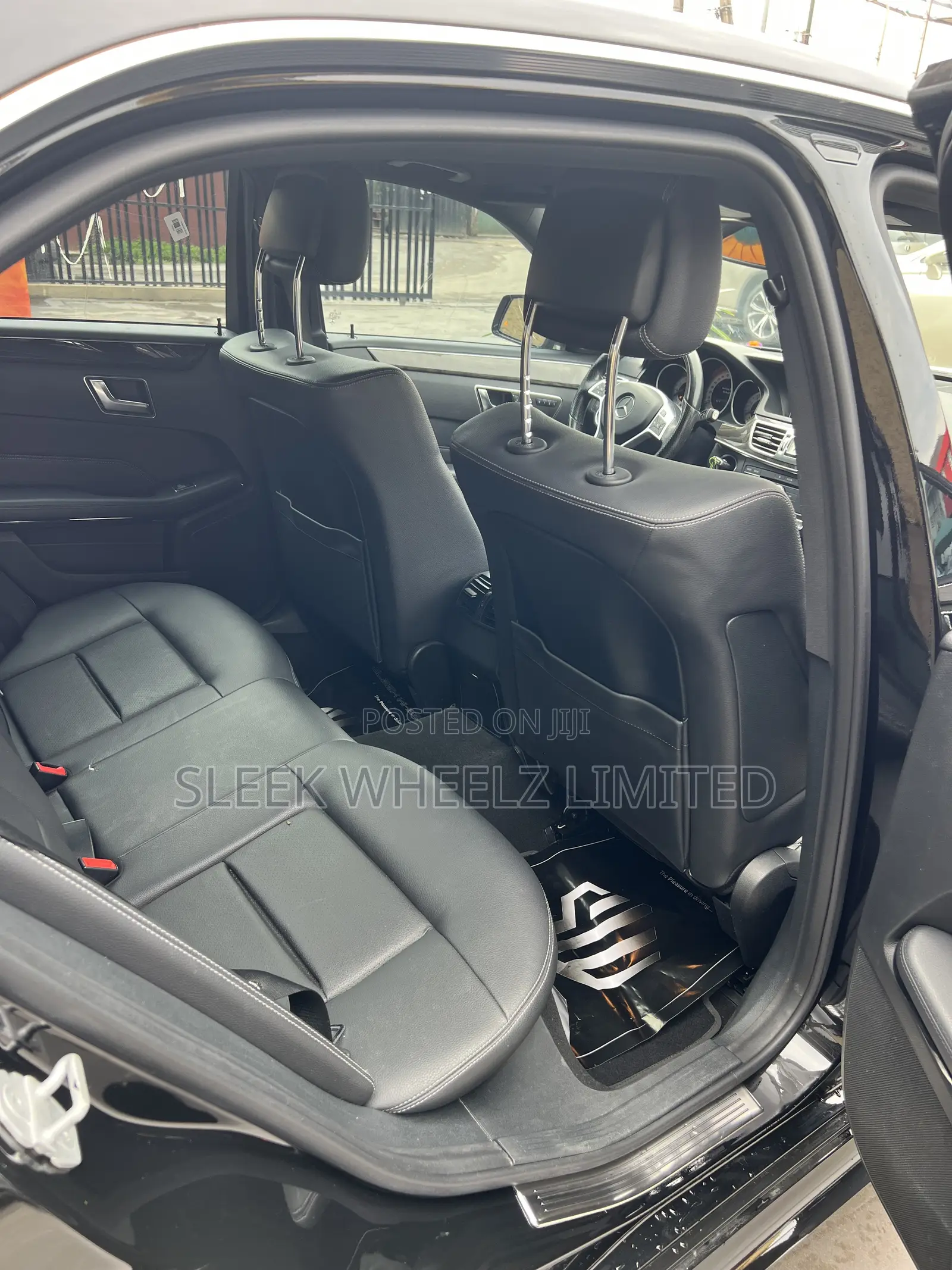 Mercedes-Benz E350 2016 Black