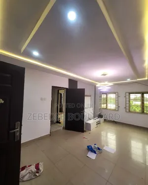 2bdrm Block of Flats in Area 1 for rent