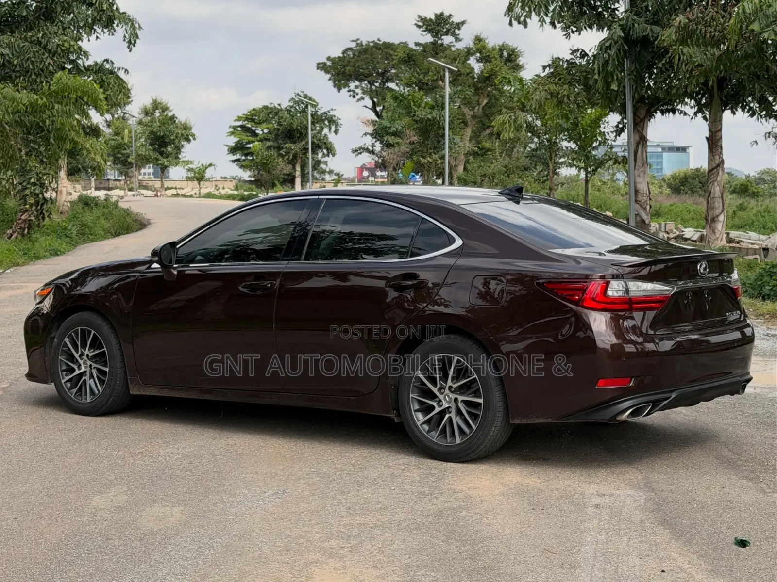 Lexus ES 2017 Brown