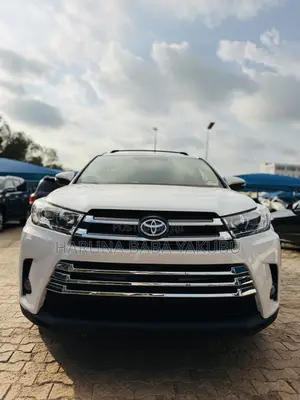 Toyota Highlander Limited 4x2 V6 (3.5L 6cyl 8A) 2018 White
