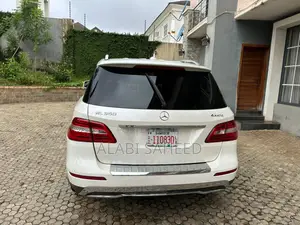 Mercedes-Benz M Class ML 350 4Matic 2012 White