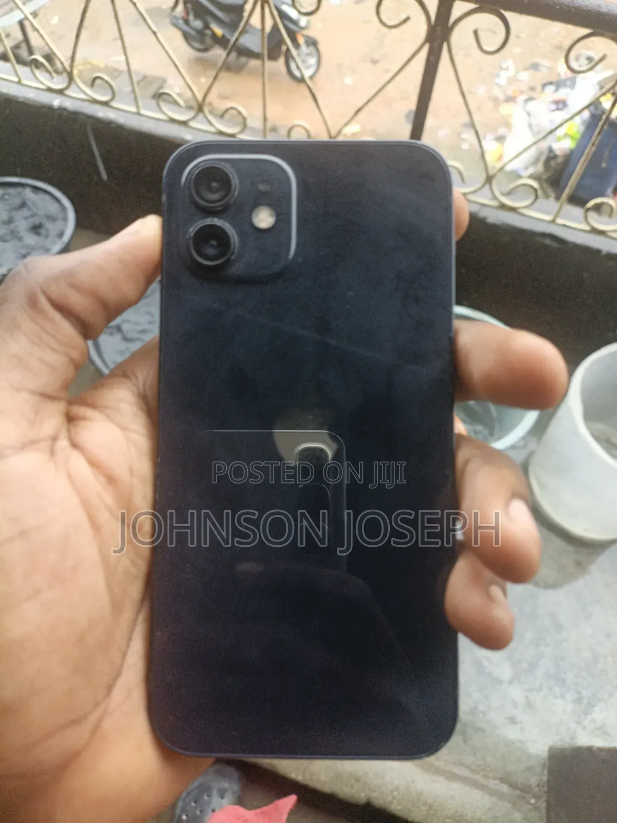 Apple iPhone 12 64 GB Black