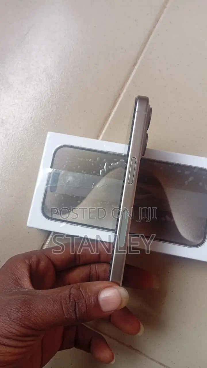 Apple iPhone 15 Pro 128 GB Gray