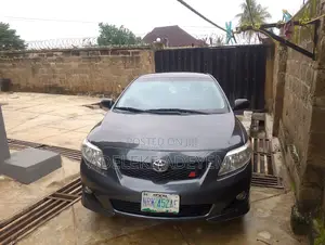 Toyota Corolla S 4dr Sedan (1.8L 4cyl 4A) 2010 Gray