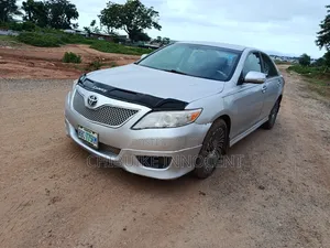 Toyota Camry 2010