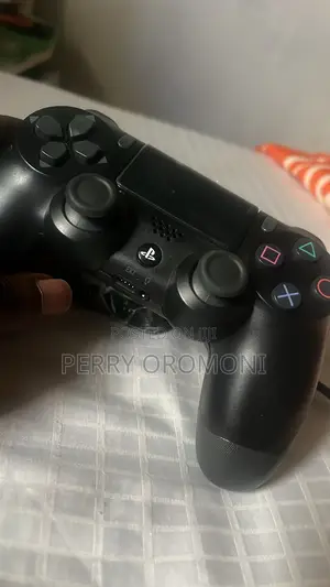 Original Play Station 4 Controller