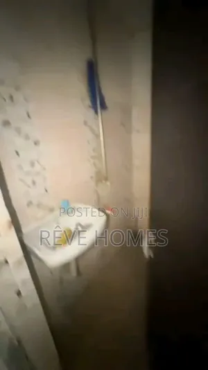 1bdrm Bedsitter in Coker Road for rent