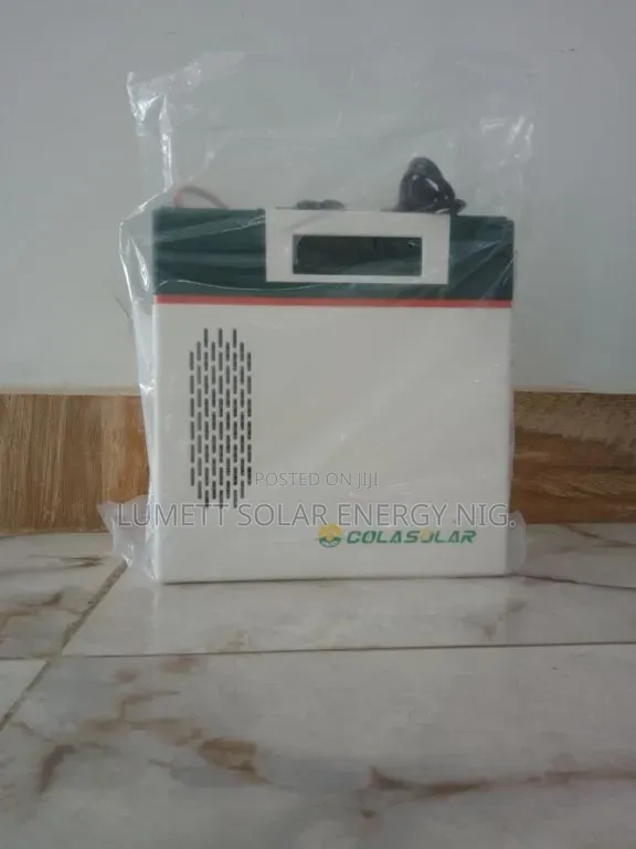 Cola 2000 Smart Solar Generator