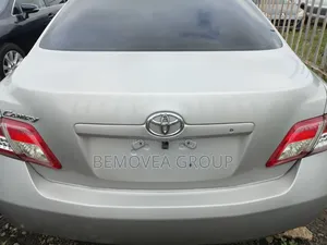 Toyota Camry 2011 Silver